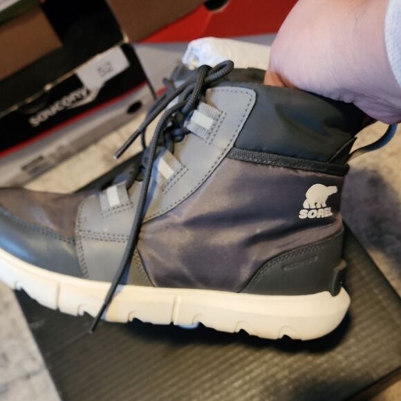 SorelExplorer ll Carvival waterproof Gray High-Top boots size 7 - Picture 1 of 5